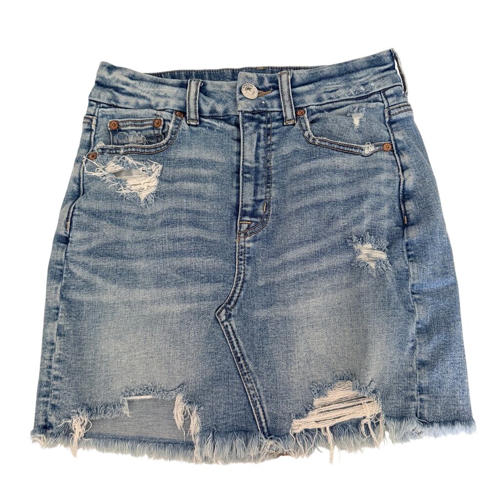 American Eagle Distressed Denim Skirt Raw Hem Size 2